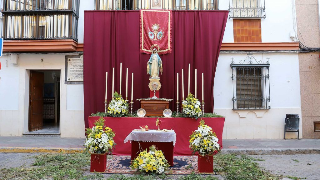 Altar ganador del segundo premio. Juan Muñoz