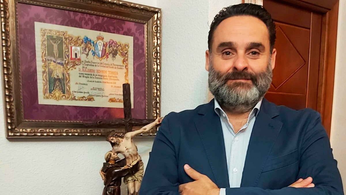 Alejandro Redondo pintará el cartel de la Semana Santa 2025