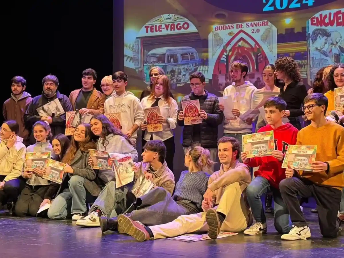 Gala de clausura de los talleres de cine de la Delegación de Juventud. - AYUNTAMIENTO DE ALCALÁ DE GUADARÍA