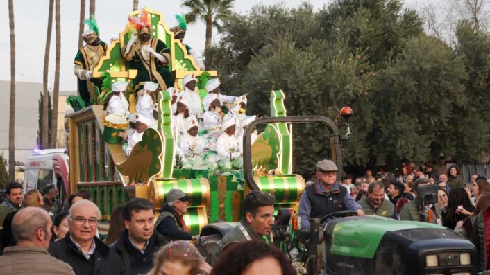 cabalgata reyes magos alcalá 2025